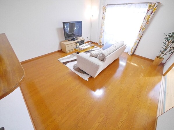 オクトス市ヶ尾5号棟の物件内観写真